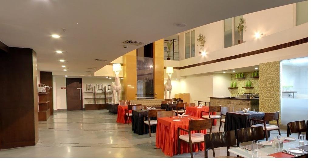 K10 Hotel Vadodara Exterior photo